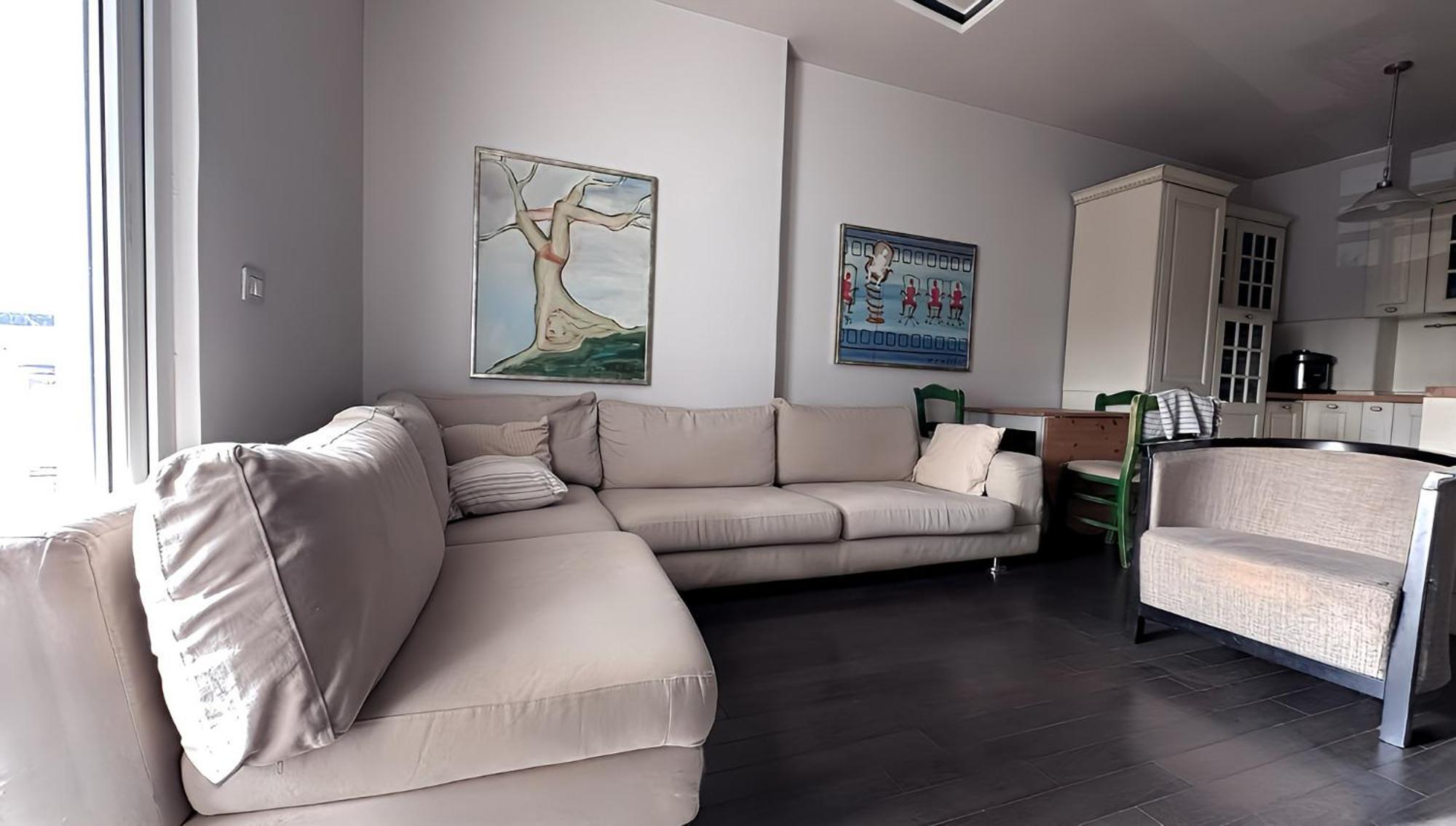 Cozynest Apartments Tirana Buitenkant foto
