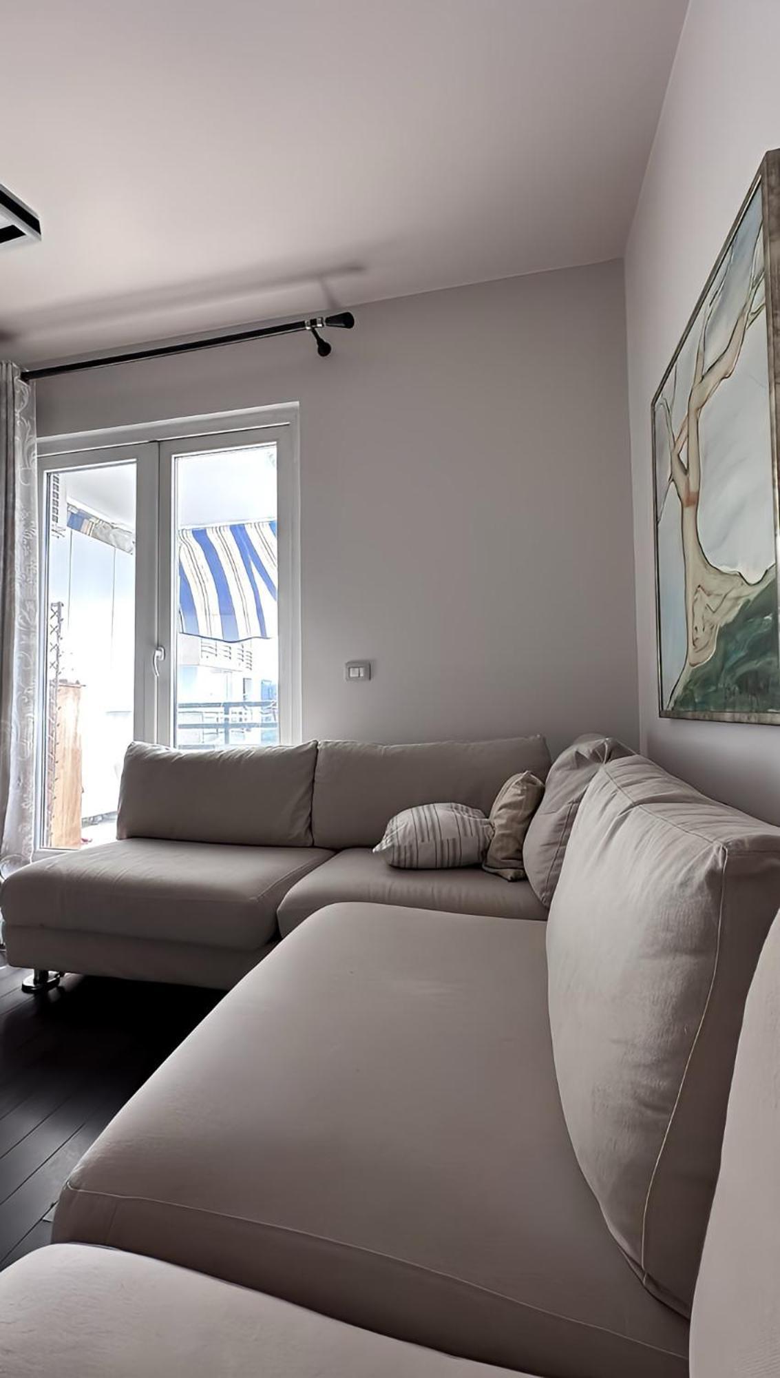 Cozynest Apartments Tirana Buitenkant foto